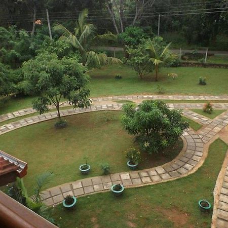Iduwara Guest Appartement Sigiriya Buitenkant foto